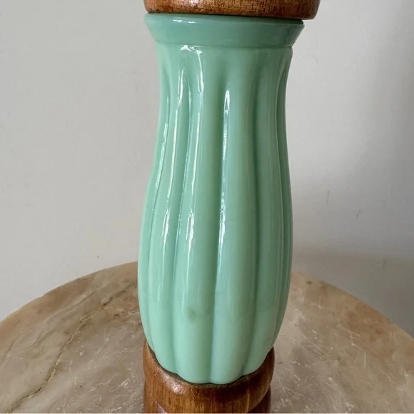 Pioneer Woman Jadeite Pepper Mill Grinder - Picture 3 of 5